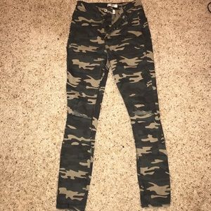 Camo Jeans